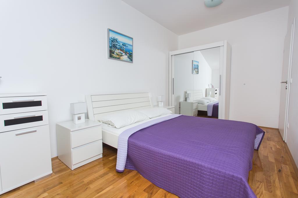 Apartments Little Paradise Trogir Rum bild