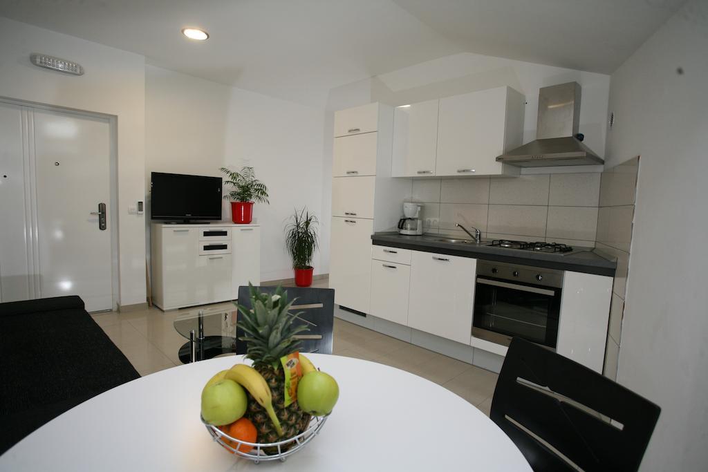 Apartments Little Paradise Trogir Rum bild